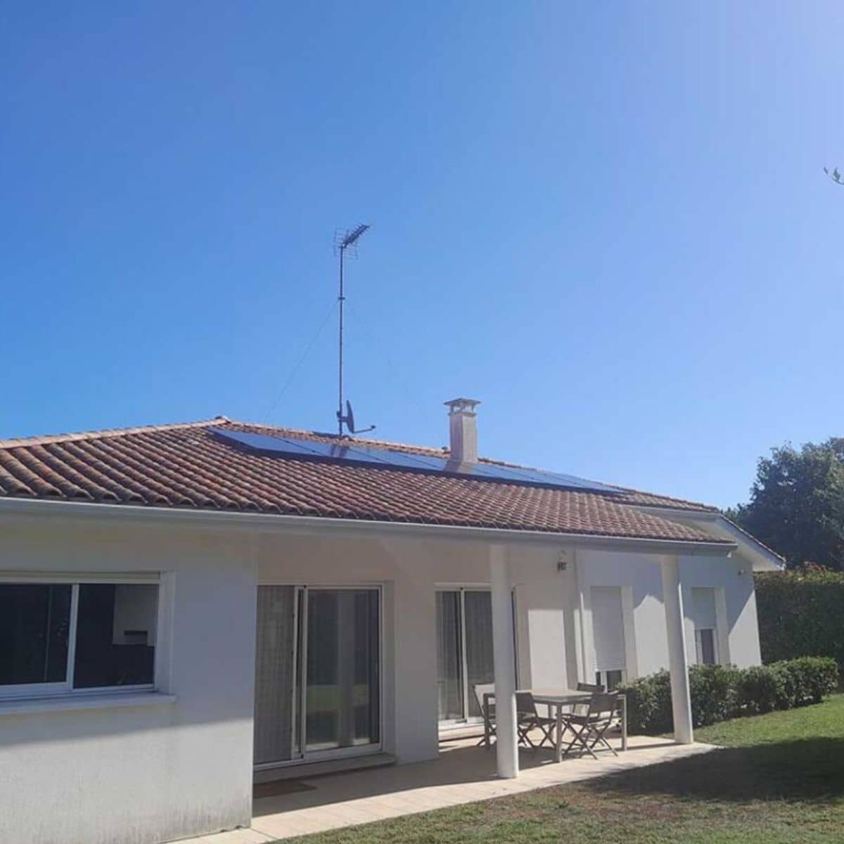 Panneaux solaires installés à Villenave d'Ornon